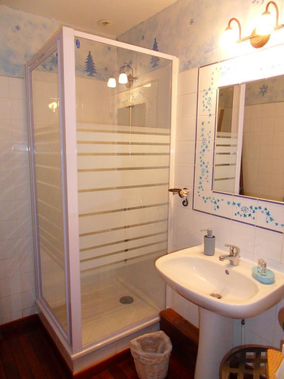 Bed and Breakfast L'Estapade Des Tourelons Сен-Жан-ан-Руаян Экстерьер фото